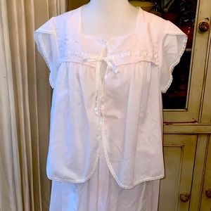 Vintage nursing Gown